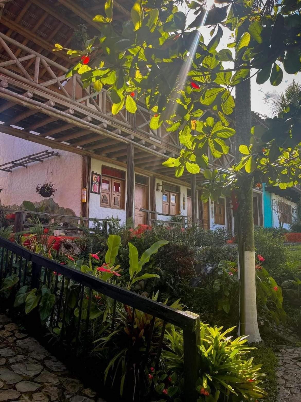 Finca Hotel Palmas Frente A Panaca كويمبايا المظهر الخارجي الصورة